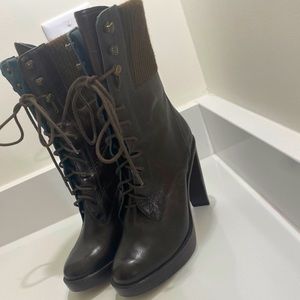 Cole Haan (Nike Air sole) leather lace up boots